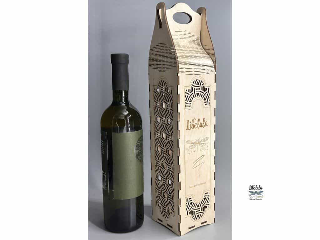 Wooden Wine Box – Celtic Circles