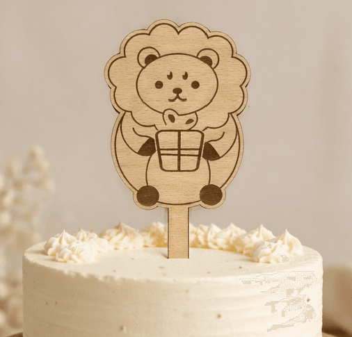 Wooden Cake Topper – Lion
