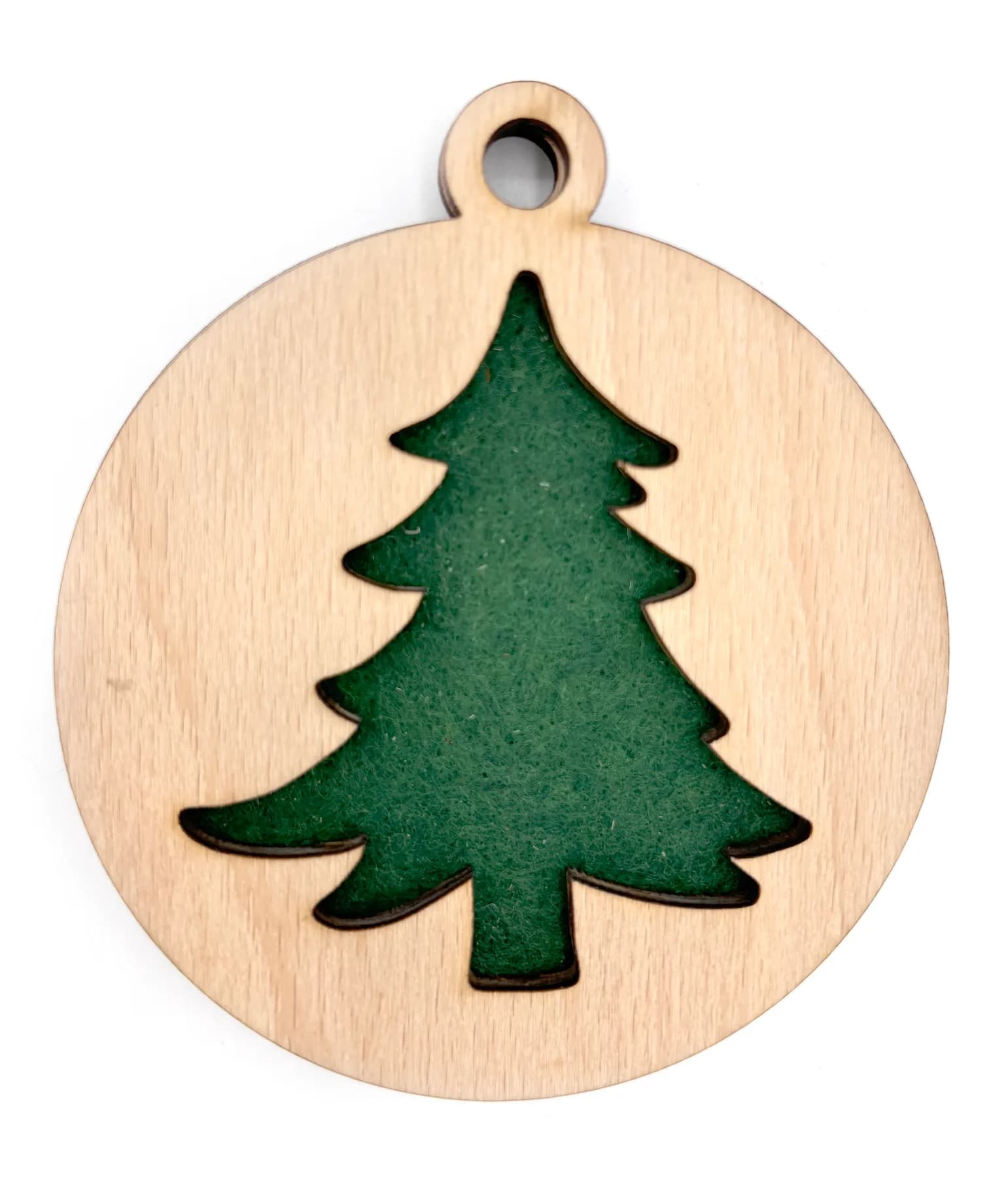 Ornament de brad din lemn – Motiv de Crăciun 2